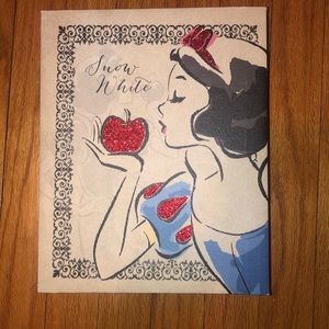 Snow white wall picture